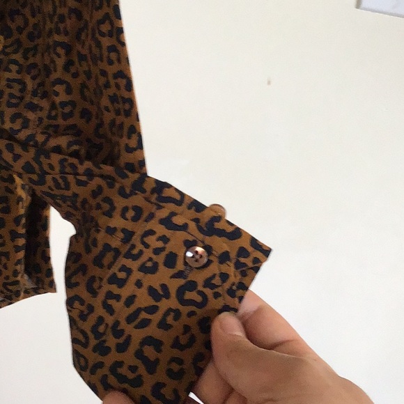 Viscose cheetah print dress shirt - Picture 3 of 4